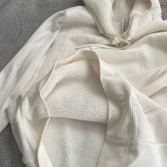 White ALO Hoodie - Picture 4 of 4